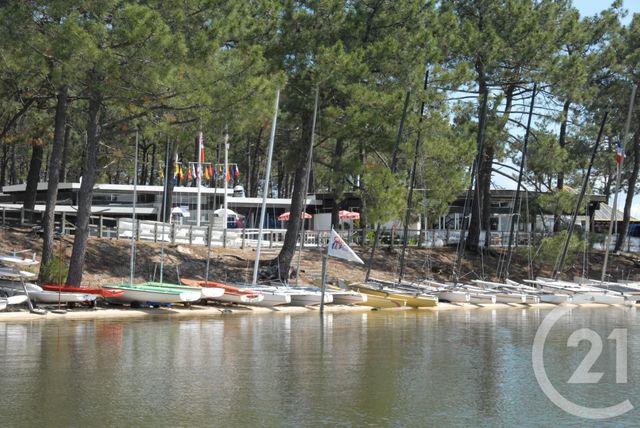 Afficher la photo en grand terrain à vendre - 536.0 m2 - BRACH - 33 - AQUITAINE - Century 21 Agence Biran