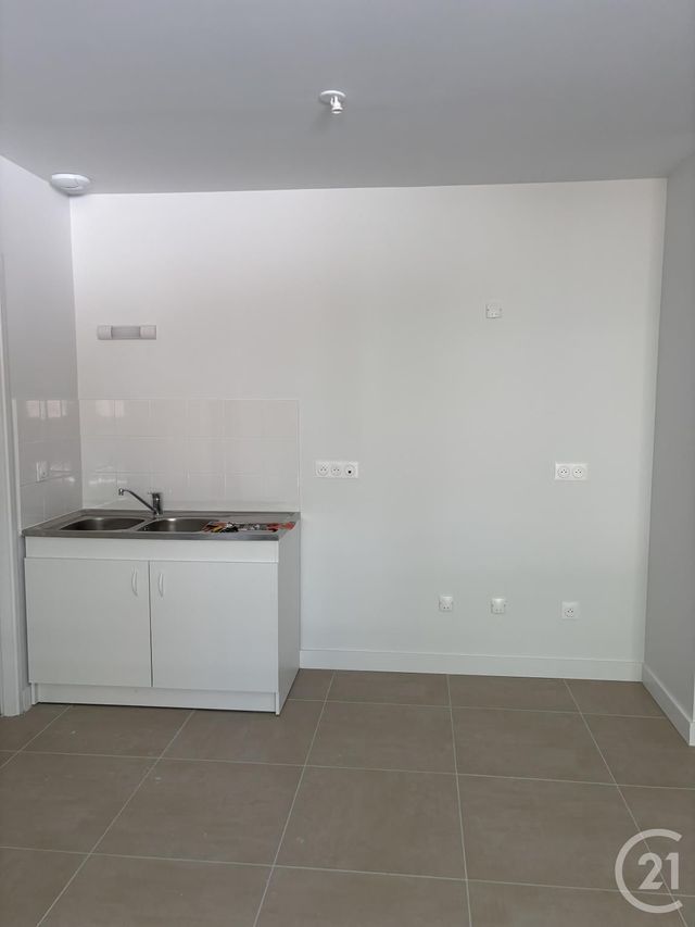 Appartement T2 à vendre - 2 pièces - 50.96 m2 - CARCANS - 33 - AQUITAINE - Century 21 Agence Biran