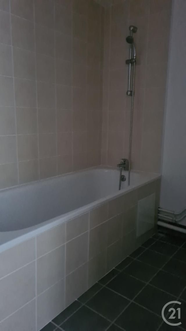Afficher la photo en grand Appartement Duplex à vendre - 2 pièces - 29.0 m2 - CARCANS - 33 - AQUITAINE - Century 21 Agence Biran