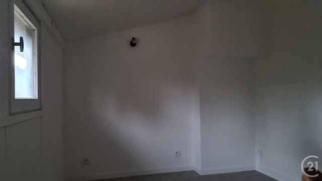 Afficher la photo en grand Appartement Duplex à vendre - 2 pièces - 29.0 m2 - CARCANS - 33 - AQUITAINE - Century 21 Agence Biran